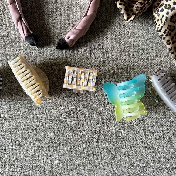 Assorted Set of Hair Accessories! Claw Clips, Headband, Bow! J. Crew Alt’d State - Picture 5 of 7